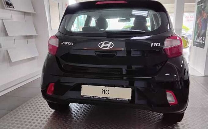 Hyundai i10 1.0 NAVI KAMERA CARPLAY SH LH