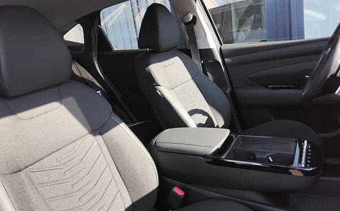 Hyundai TUCSON 1.6 T MJ.26 LED TEILLEDER 360°
