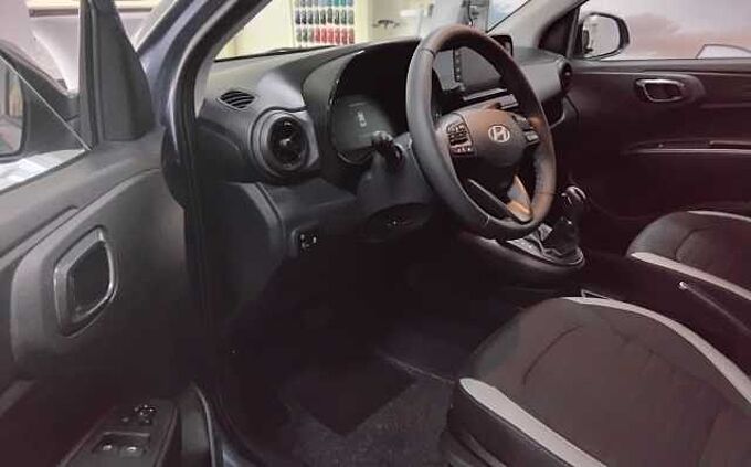 Hyundai i10 1.2 AMT Klimaautomatik Sitz+Lenkh. ALU