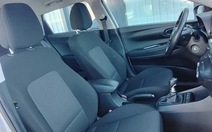 Hyundai i20 1.0 T-GDI Trend Totwinkel Voll LED