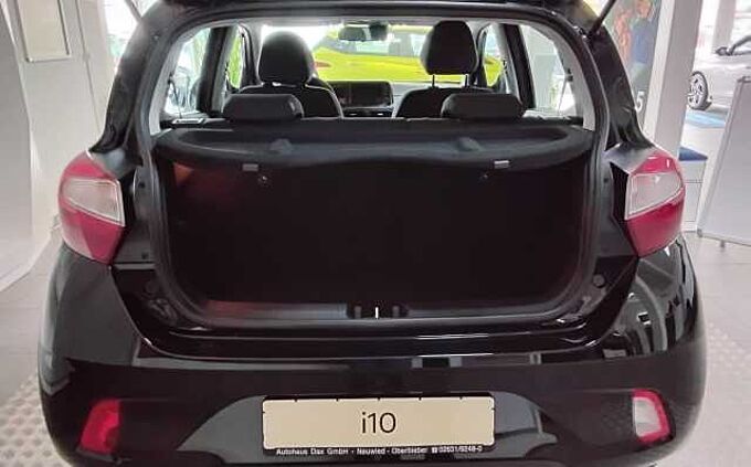 Hyundai i10 1.0 NAVI KAMERA CARPLAY SH LH