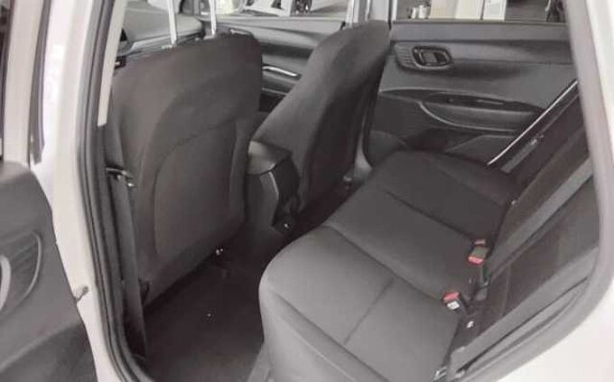 Hyundai BAYON 1.0 T-GDI NAVI SH LED Totwink.