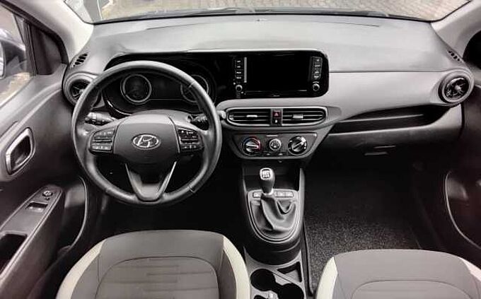 Hyundai i10 1.0 EDITION 30+ NAVI SHZ PDC