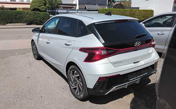 Hyundai i20 1.0 T-GDI DCT NAVI Sitzh. ALU KAMERA