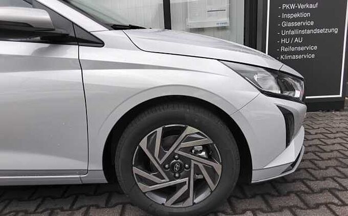 Hyundai i20 1.0 T-GDI DCT NAVI Sitzh. ALU KAMERA