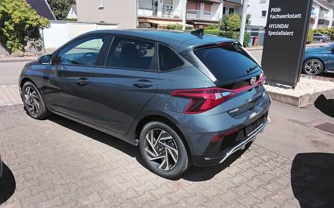 Hyundai i20 1.0 T-GDI DCT NAVI Sitz+Lenkrh. Klimaaut.