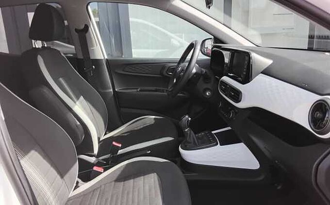 Hyundai i10 1.2 Prime Navi Kamera Sitz-Lenk HZG