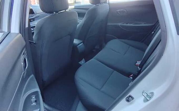 Hyundai BAYON 1.0 T-GDI DCT Trend Klimaaut. KAMERA SHZ