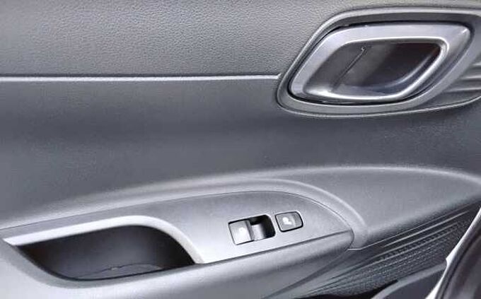 Hyundai BAYON 1.0 T-GDI DCT Trend Klimaaut. KAMERA SHZ