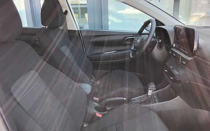 Hyundai BAYON 1.0 T-GDI DCT Trend Klimaaut. KAMERA SHZ