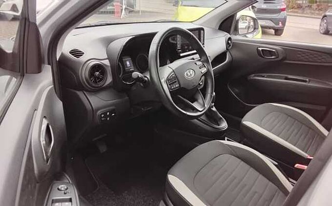 Hyundai i10 1.0 EDITION 30+ NAVI KAMERA SHZ+LHZ