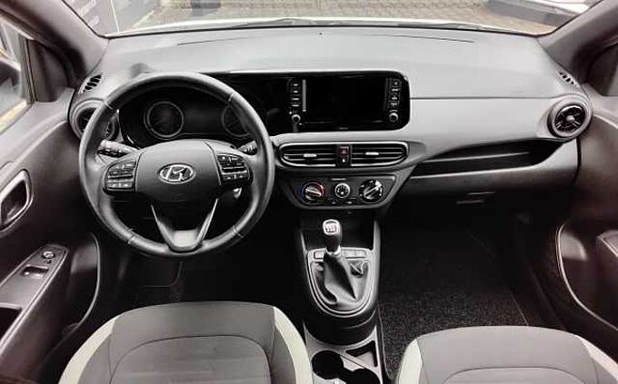 Hyundai i10 1.0 Connect & Go NAVI KAMERA SHZ+LHZ