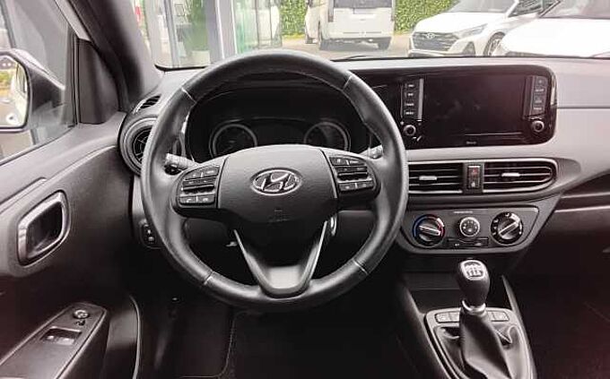 Hyundai i10 1.0 Connect & Go NAVI KAMERA SHZ+LHZ