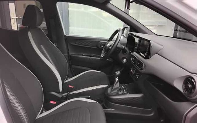 Hyundai i10 1.0 Connect & Go NAVI KAMERA SHZ+LHZ