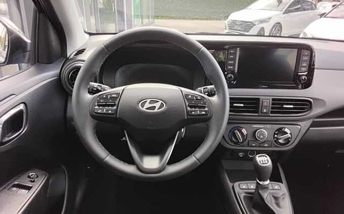 Hyundai i10 1.0 Trend 63 PS NAVI KAMERA SHZ LHZ