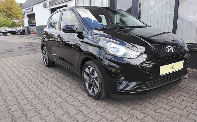 Hyundai i10 1.0 Trend 63 PS NAVI KAMERA SHZ LHZ