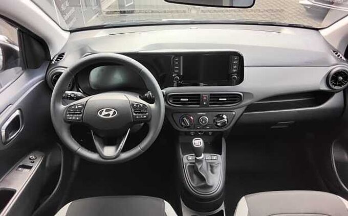 Hyundai i10 1.0 Trend 63 PS NAVI KAMERA SHZ LHZ