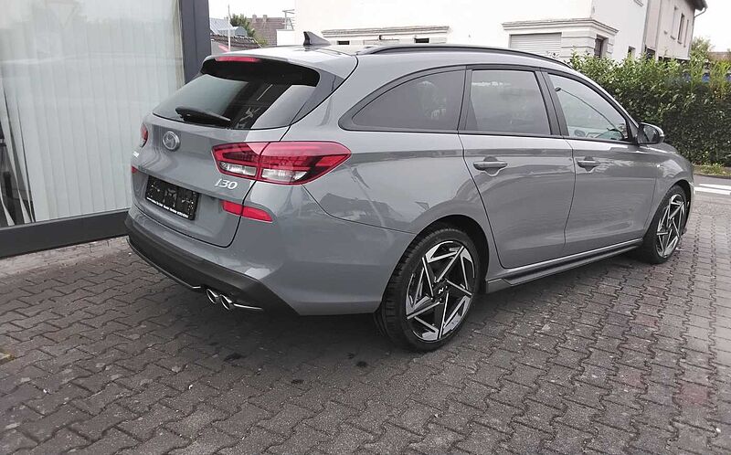 Hyundai i30 1.6 T-GDI DCT N Line Kombi  Navi LED 18'ALU