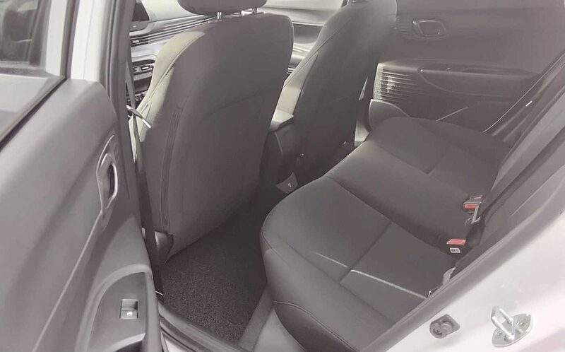 Hyundai i20 1.0 T-GDI DCT BLACKLINE TOTWINKEL