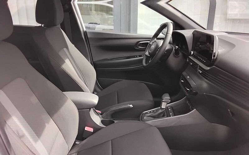 Hyundai i20 1.0 T-GDI DCT BLACKLINE TOTWINKEL