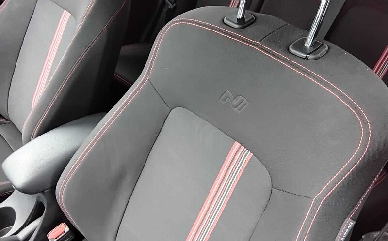 Hyundai i20 1.2 N-line Totwinkel NAVI KAMERA LED