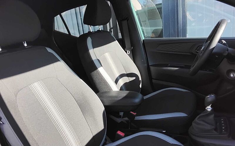 Hyundai i10 1.0 NAVI KAMERA PDC CARPLAY ALU