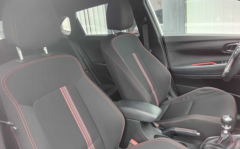 Hyundai i20 1.0 T-GDI N Line Navi BOSE Totwi. Dachlack.