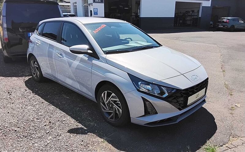 Hyundai i20 1.0 T-GDI DCT NAVI Sitzh. ALU KAMERA