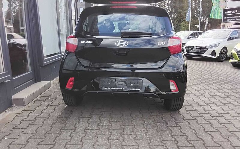 Hyundai i10 1.0 Trend 63 PS NAVI KAMERA SHZ LHZ