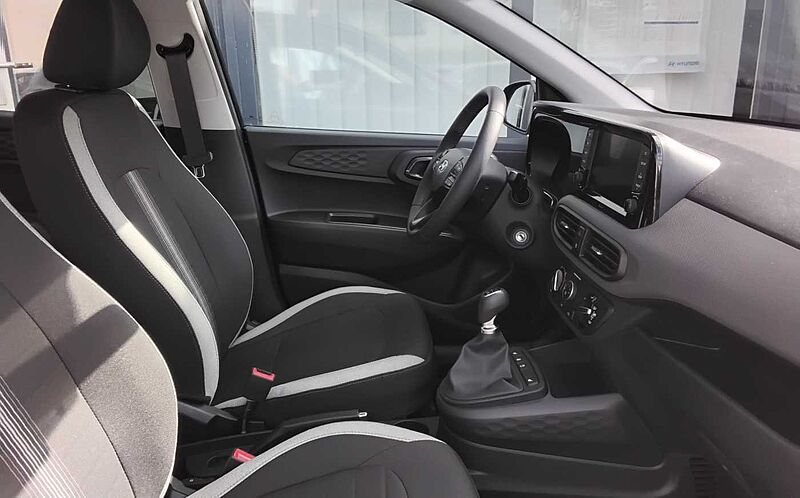 Hyundai i10 1.0 Trend 63 PS NAVI KAMERA SHZ LHZ